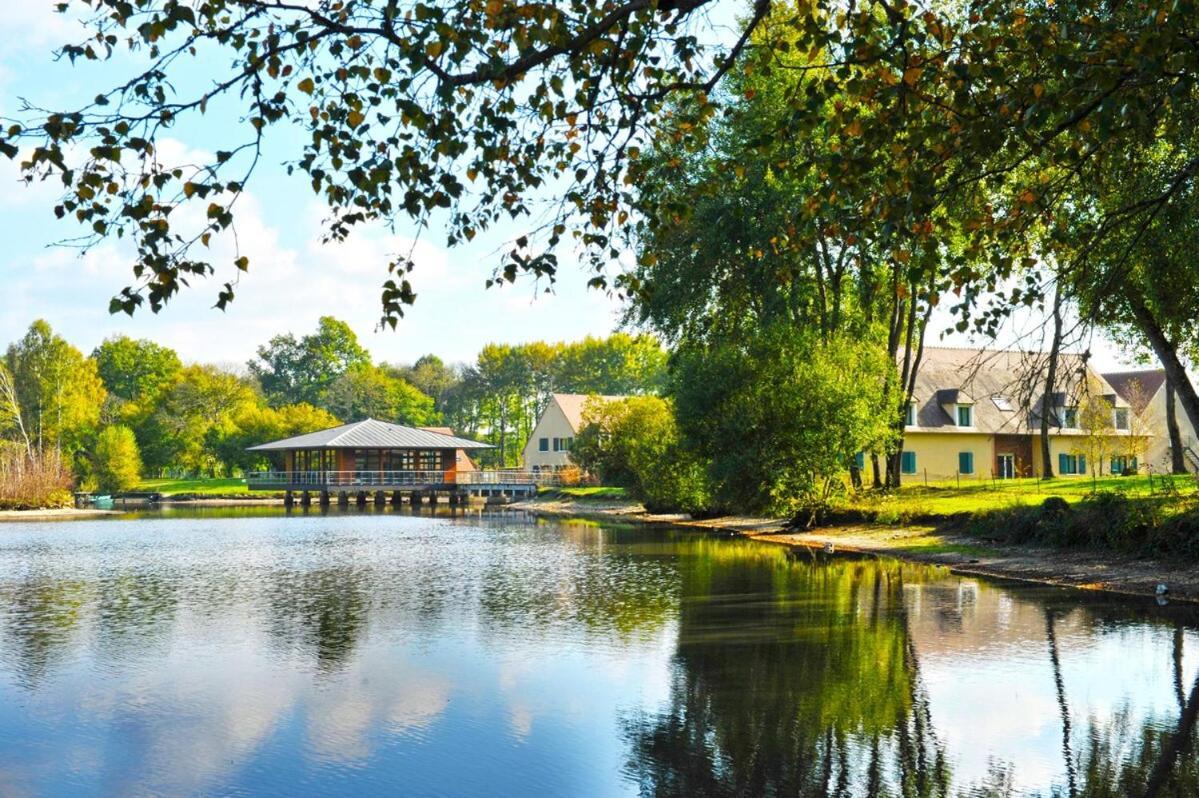 Ternelia Village Vacances Sainte Montaine Exteriör bild